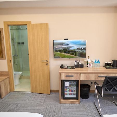 Crown Hotel Biškek Exteriér fotografie